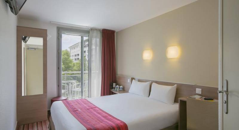 Kyriad Hotel Paris Bercy Village