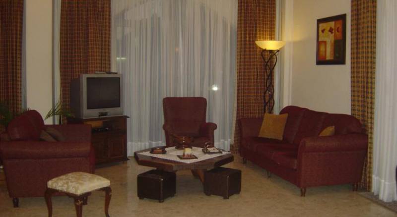 Layiotis Hotel Apartments