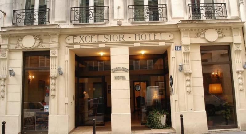 Le Baldaquin Excelsior