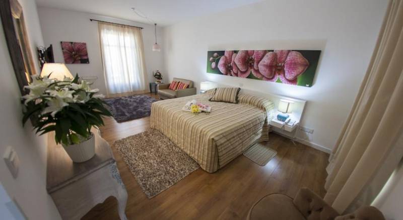 Operetta House