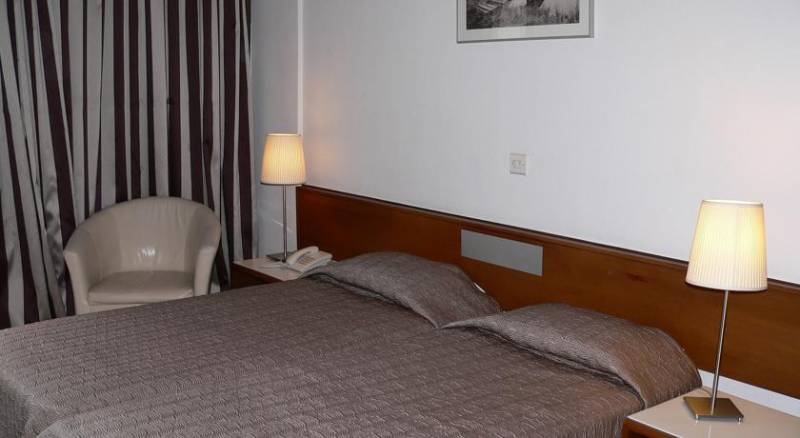 Petrou Bros Hotel Apartments