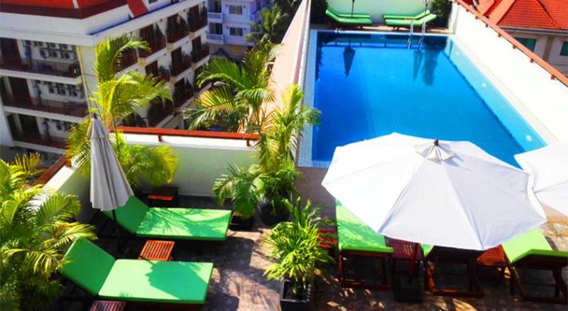 Cheathata Suites Hotel