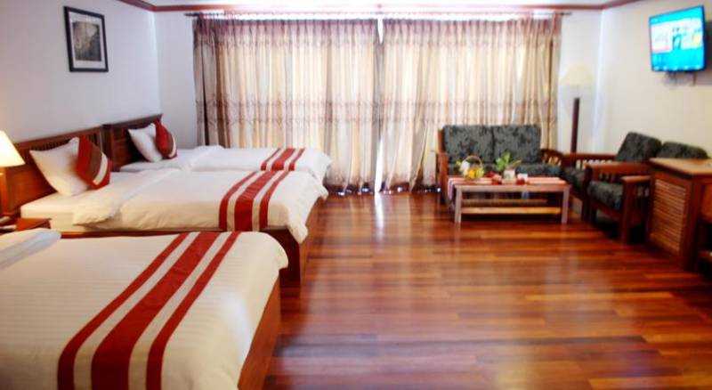 Cheathata Suites Hotel