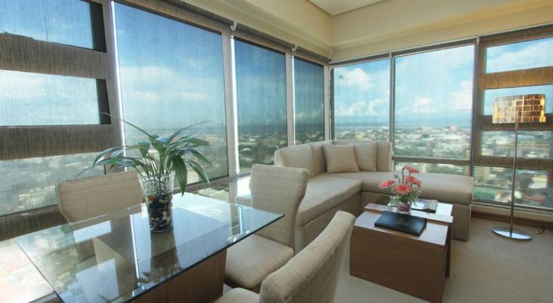 City Suites Ramos Tower by Crown Regency