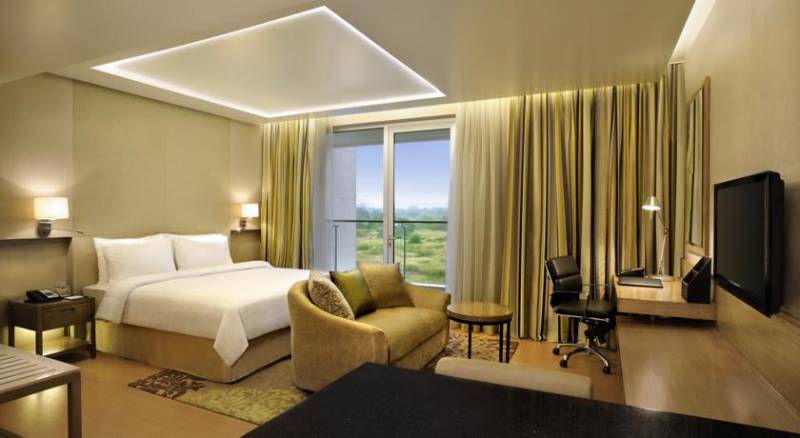 DoubleTree Suites by Hilton Bangalore