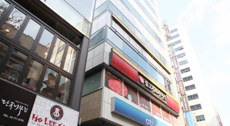 Ekonomy Hotel Myeongdong Central