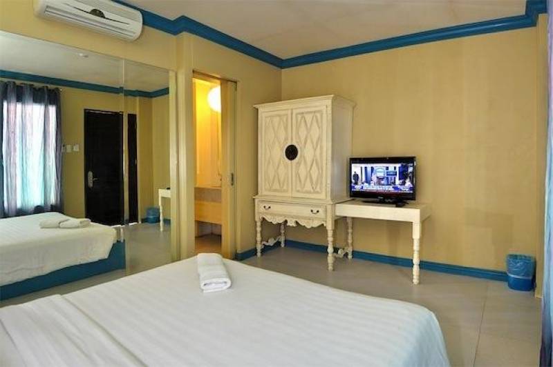 Erus Suites Hotel