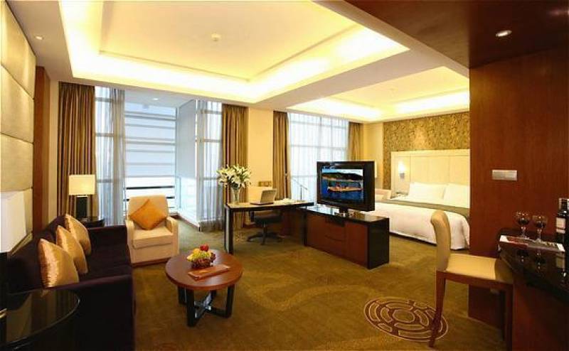 HaiWaiHai Crown Hotel - Formerly Crowne Plaza Hangzhou Grand Canal