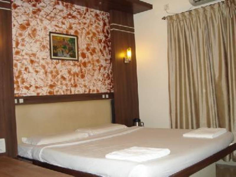 Hotel Golden Residency