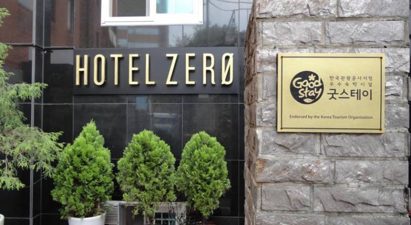 HOTEL ZERO