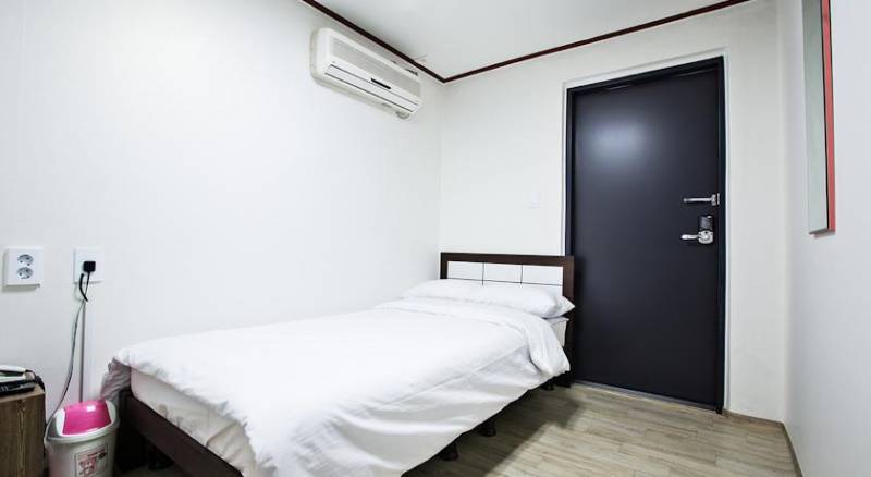 JC Inn Dongdaemun - Hostel