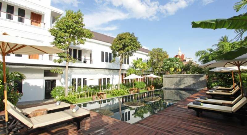 La Residence Blanc D'Angkor