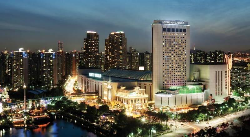 Lotte Hotel World