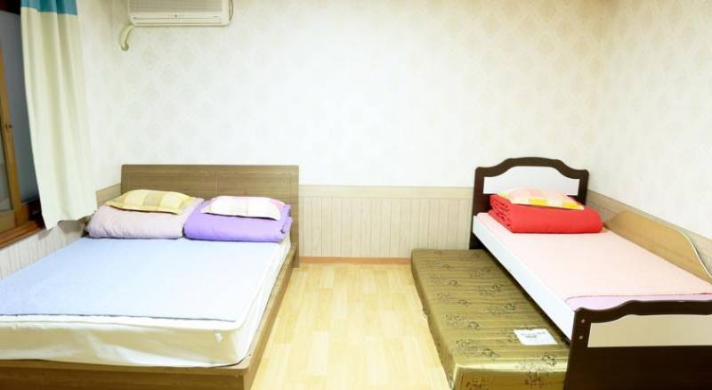 Seoul Myeongdong Stay - Hostel