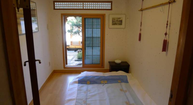 Xiwoo Hanok Guesthouse