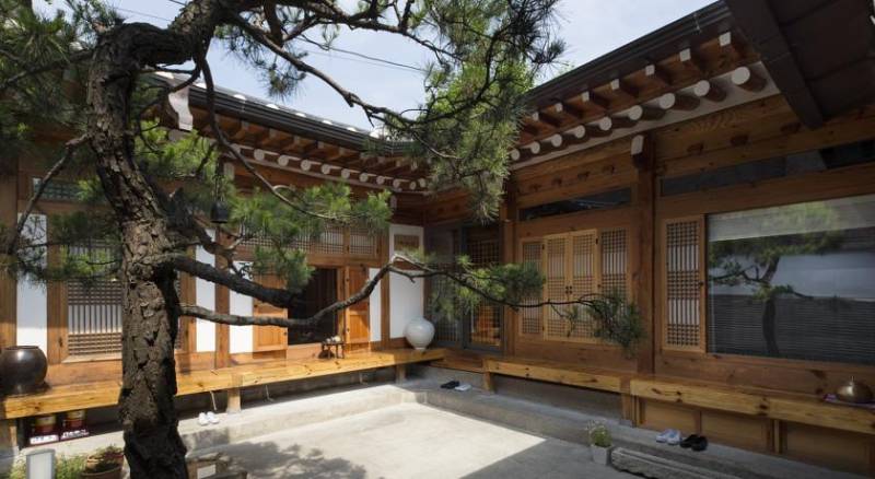 Xiwoo Hanok Guesthouse