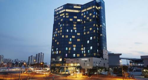 Orakai Songdo Park Hotel