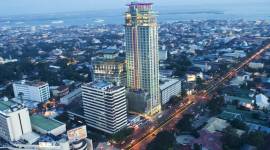 Crown Regency Hotel & Towers