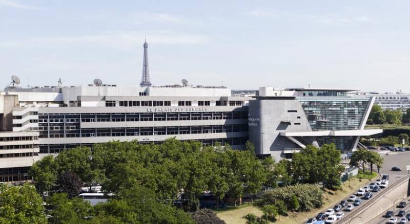 AC Hotel Paris Porte Maillot by Marriott