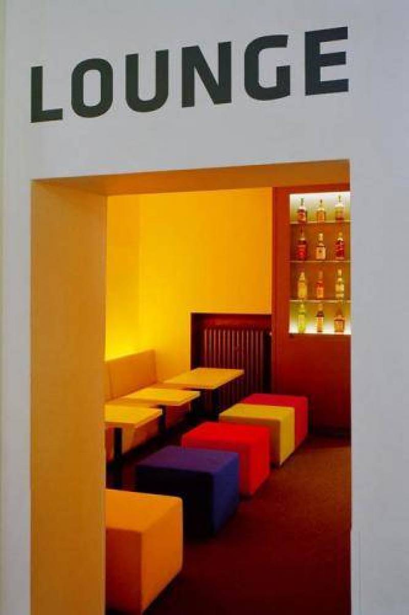 Colour Hotel