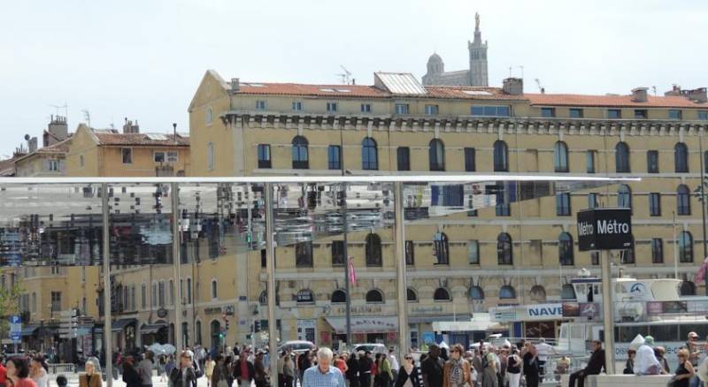 Escale Oceania Marseille Vieux Port