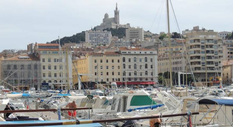 Escale Oceania Marseille Vieux Port