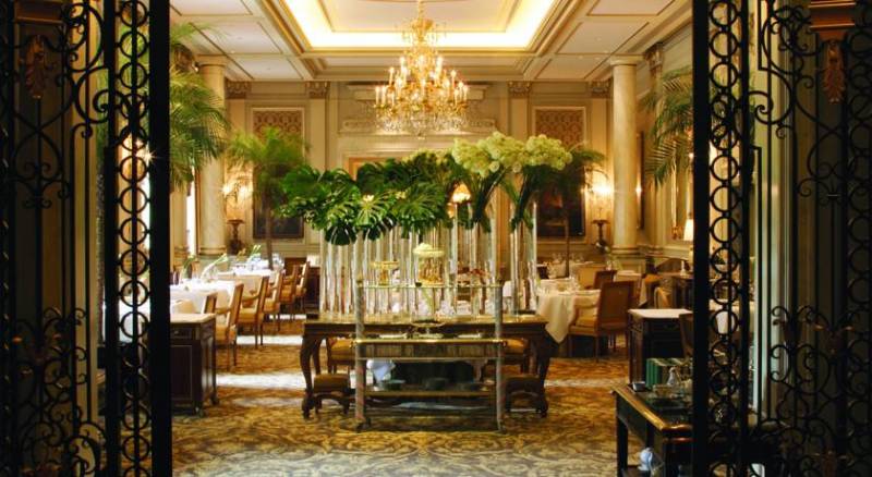 Four Seasons Hotel George V Paris