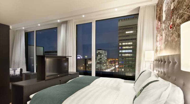 Holiday Inn Berlin-Alexanderplatz