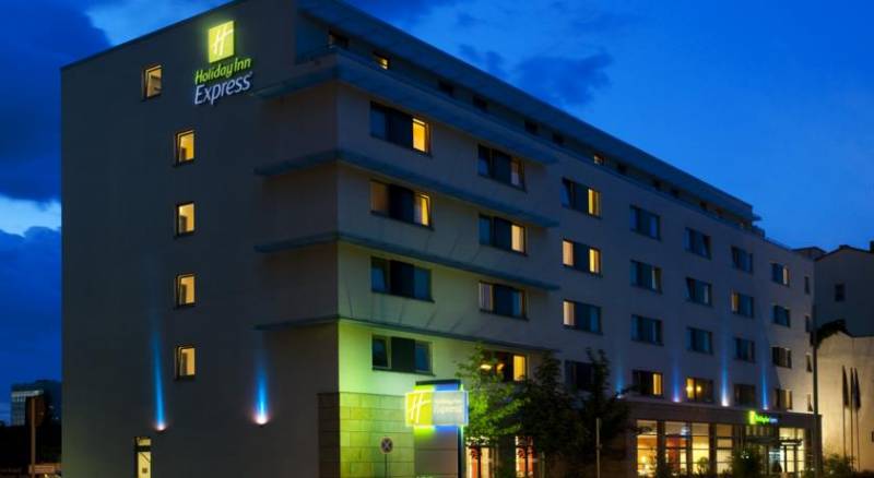 Holiday Inn Express Frankfurt Messe