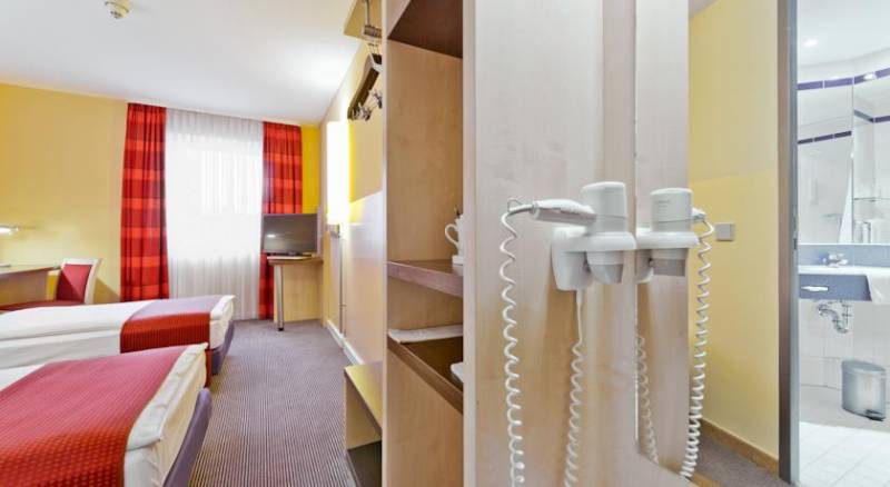 Holiday Inn Express Frankfurt Messe