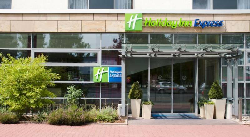 Holiday Inn Express Frankfurt Messe