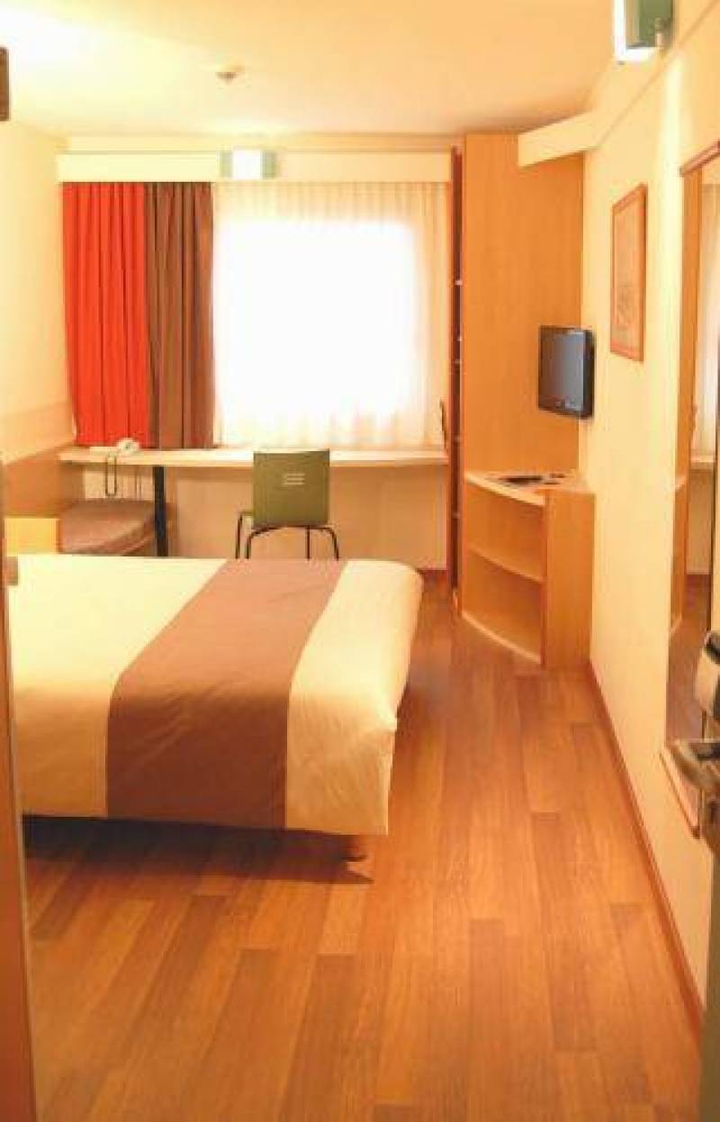 Ibis Hotel Hamburg Airport