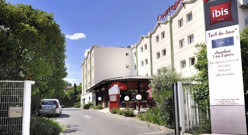 Ibis Marseille Est La Valentine