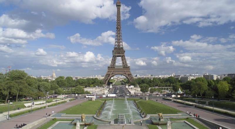 Ibis Paris Tour Eiffel