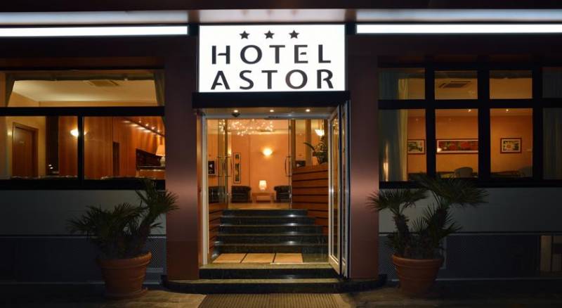 Astor Hotel