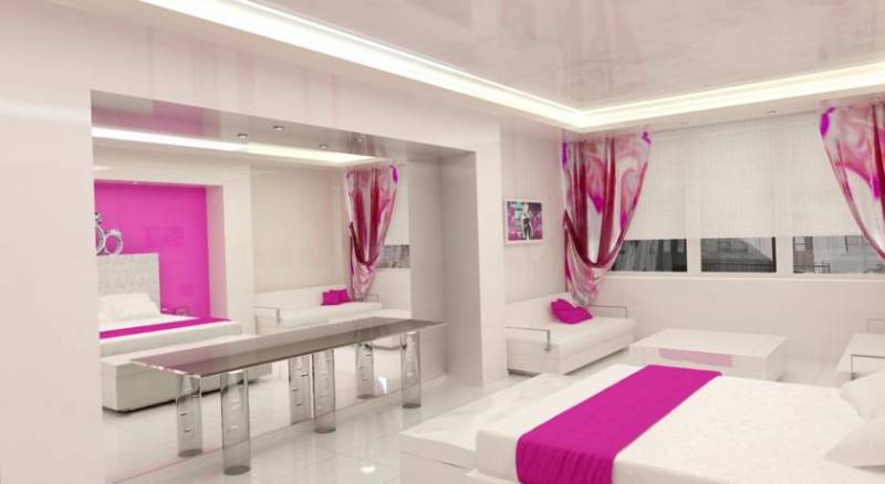 Athens Status Suites