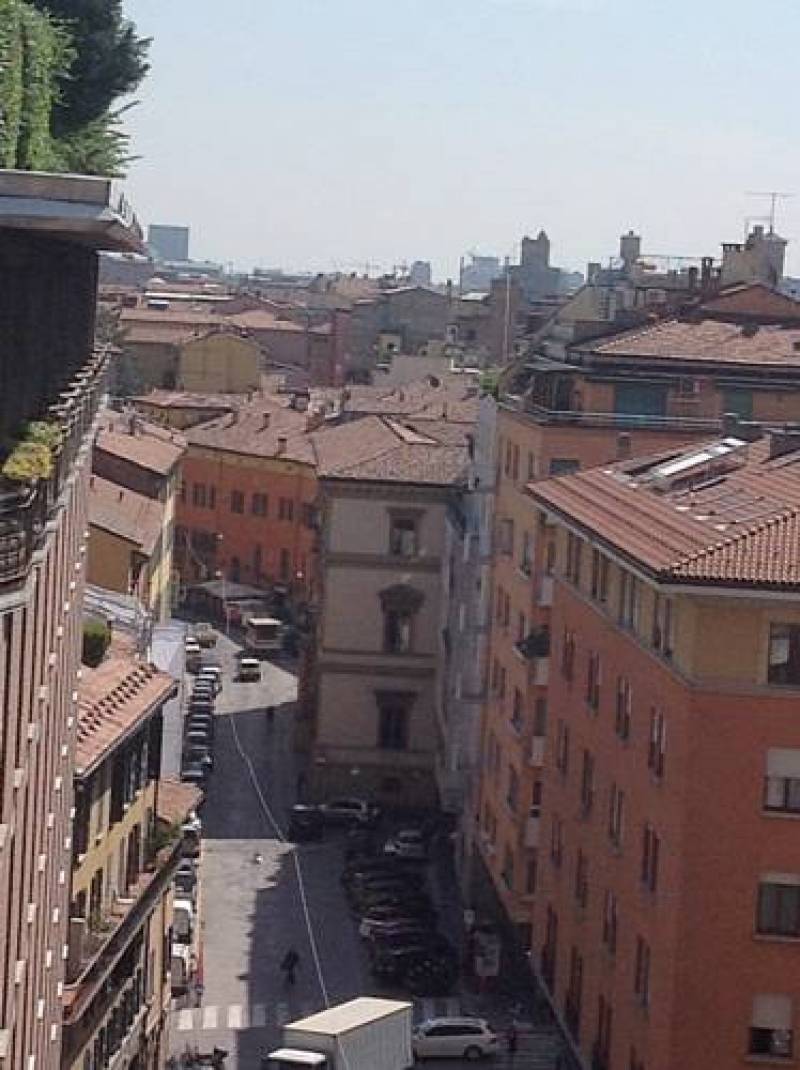 Bologna Center Town