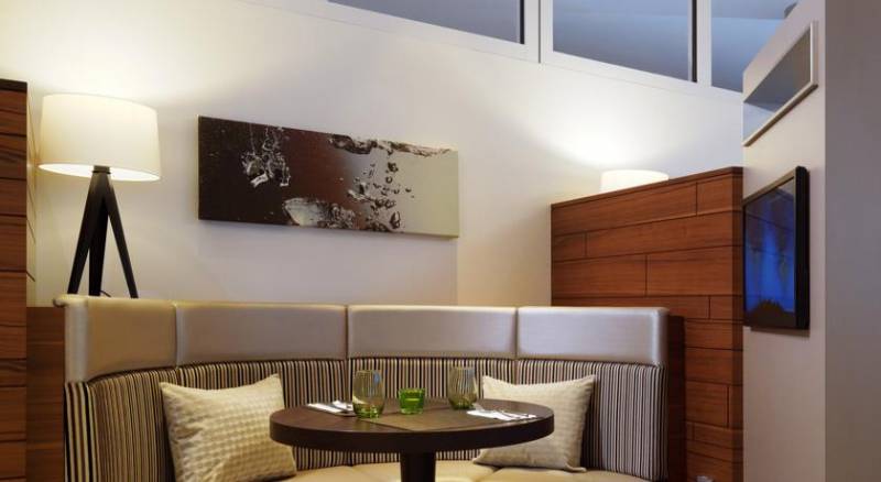 Courtyard by Marriott Cologne