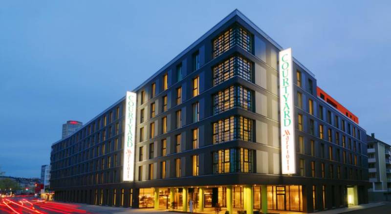 Courtyard by Marriott Cologne