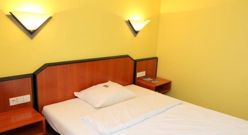 Golden Leaf Hotel Stuttgart Airport & Messe