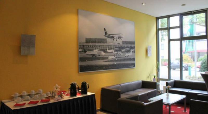 Golden Leaf Hotel Stuttgart Airport & Messe