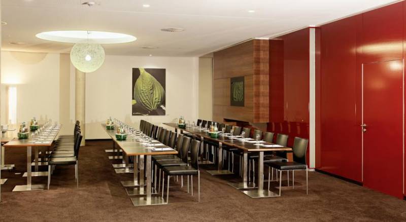 Hilton Garden Inn Stuttgart NeckarPark