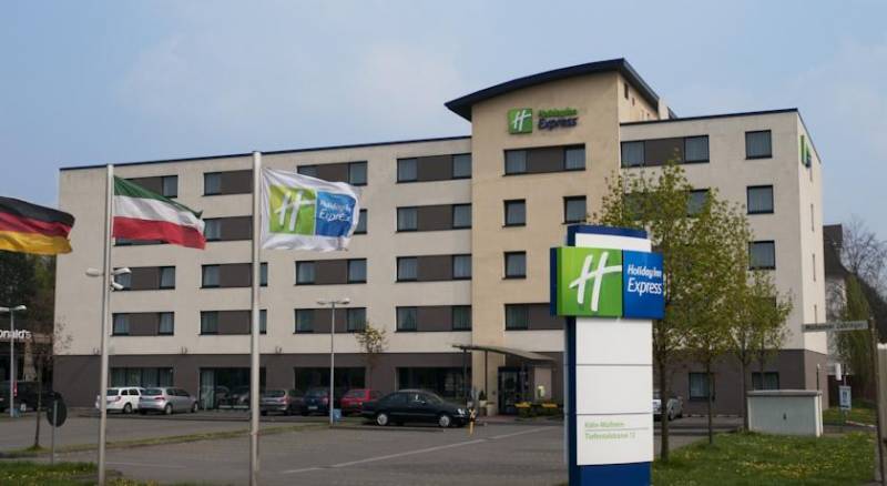 Holiday Inn Express Cologne Mülheim