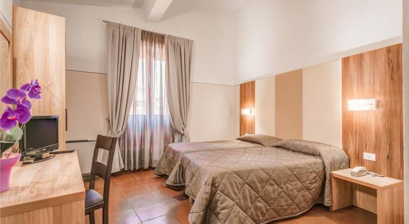 Hotel Arno Bellariva