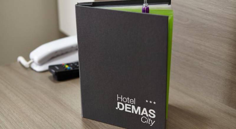 Hotel Demas City