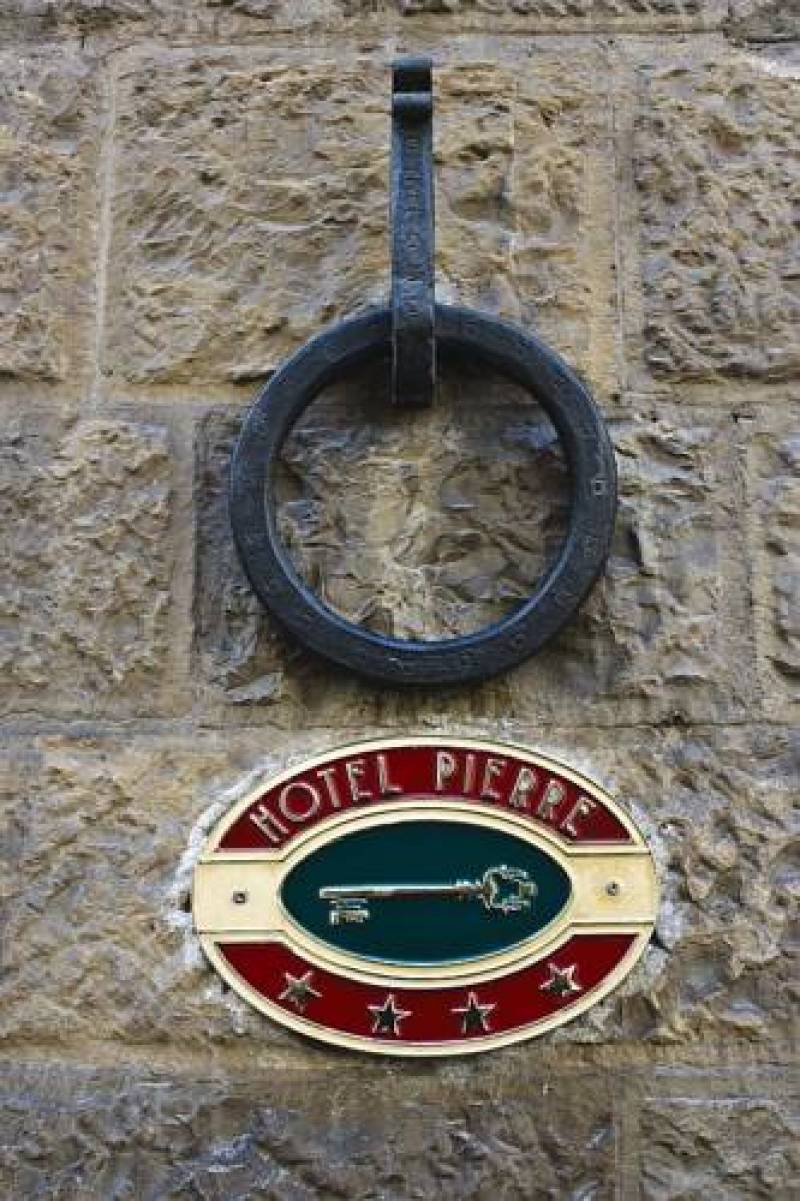 Hotel Pierre