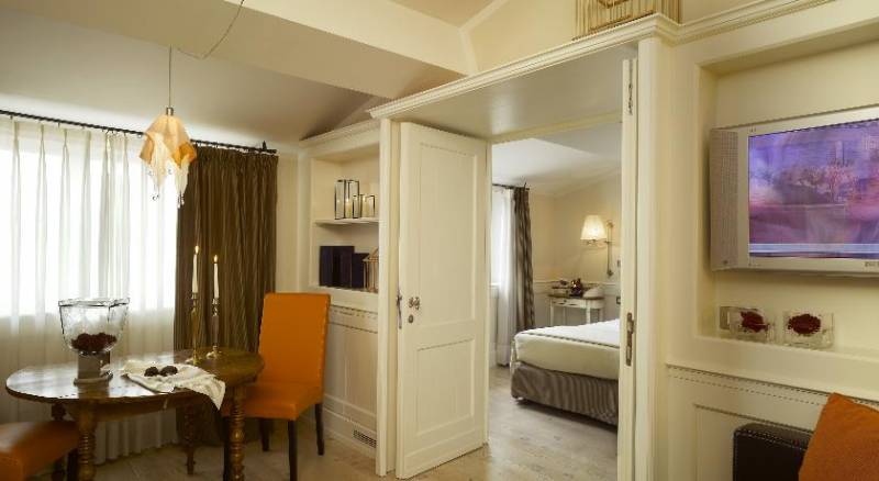 Relais Santa Croce by Baglioni Hotels