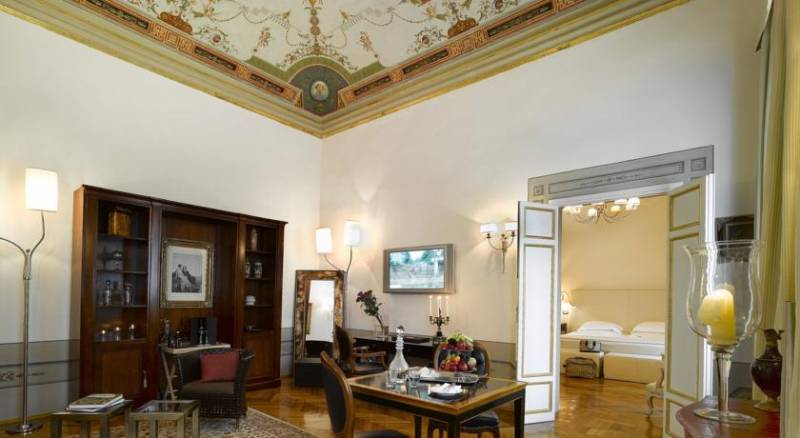 Relais Santa Croce by Baglioni Hotels