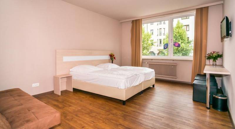 Smart Stay - Hostel Munich City