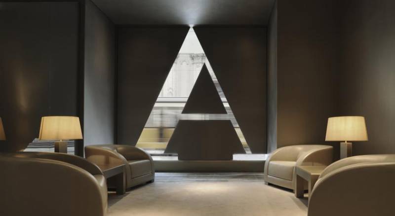 Armani Hotel Milano